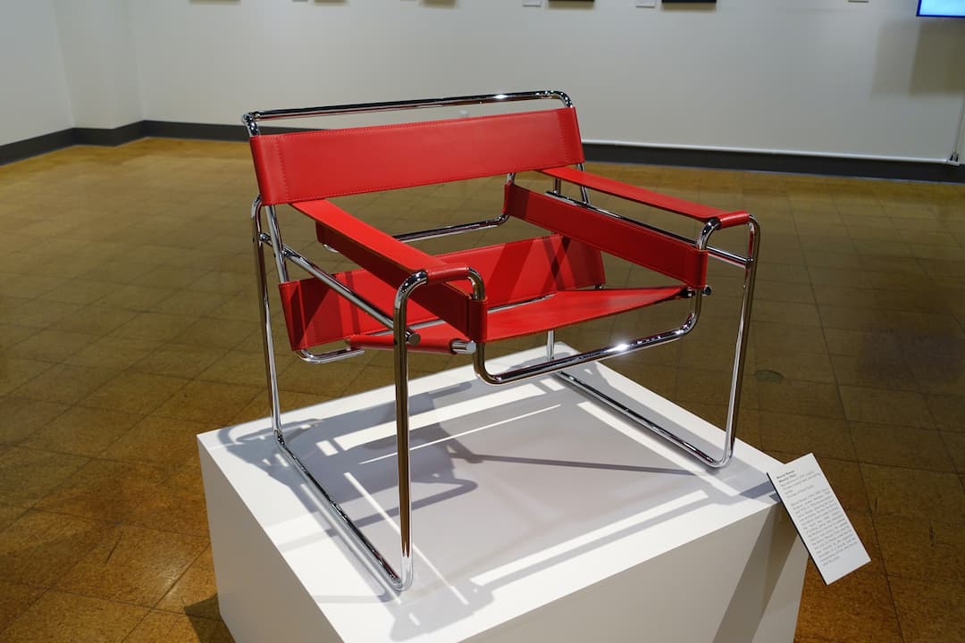 wassily chair